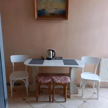 японська 5 Apartman