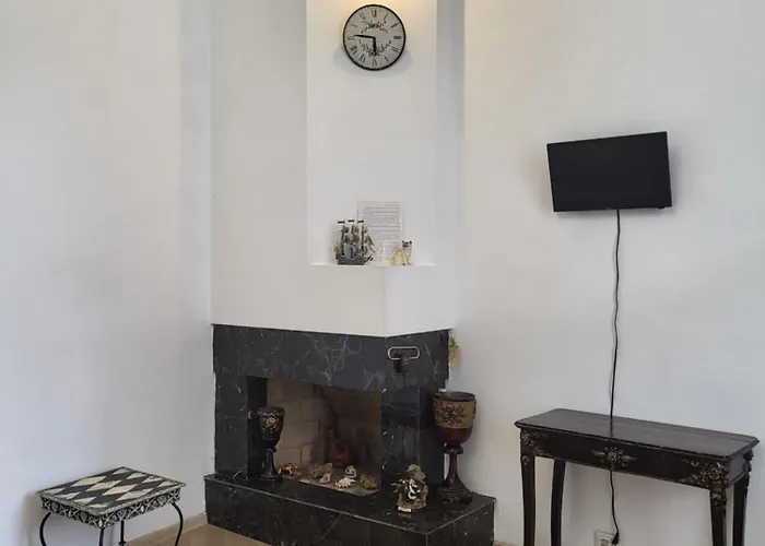 японська 5 Apartment Lviv