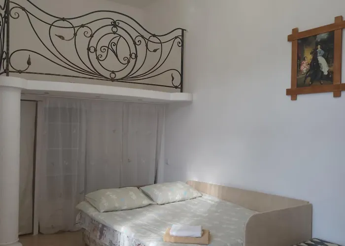 японська 5 Apartamento Leópolis